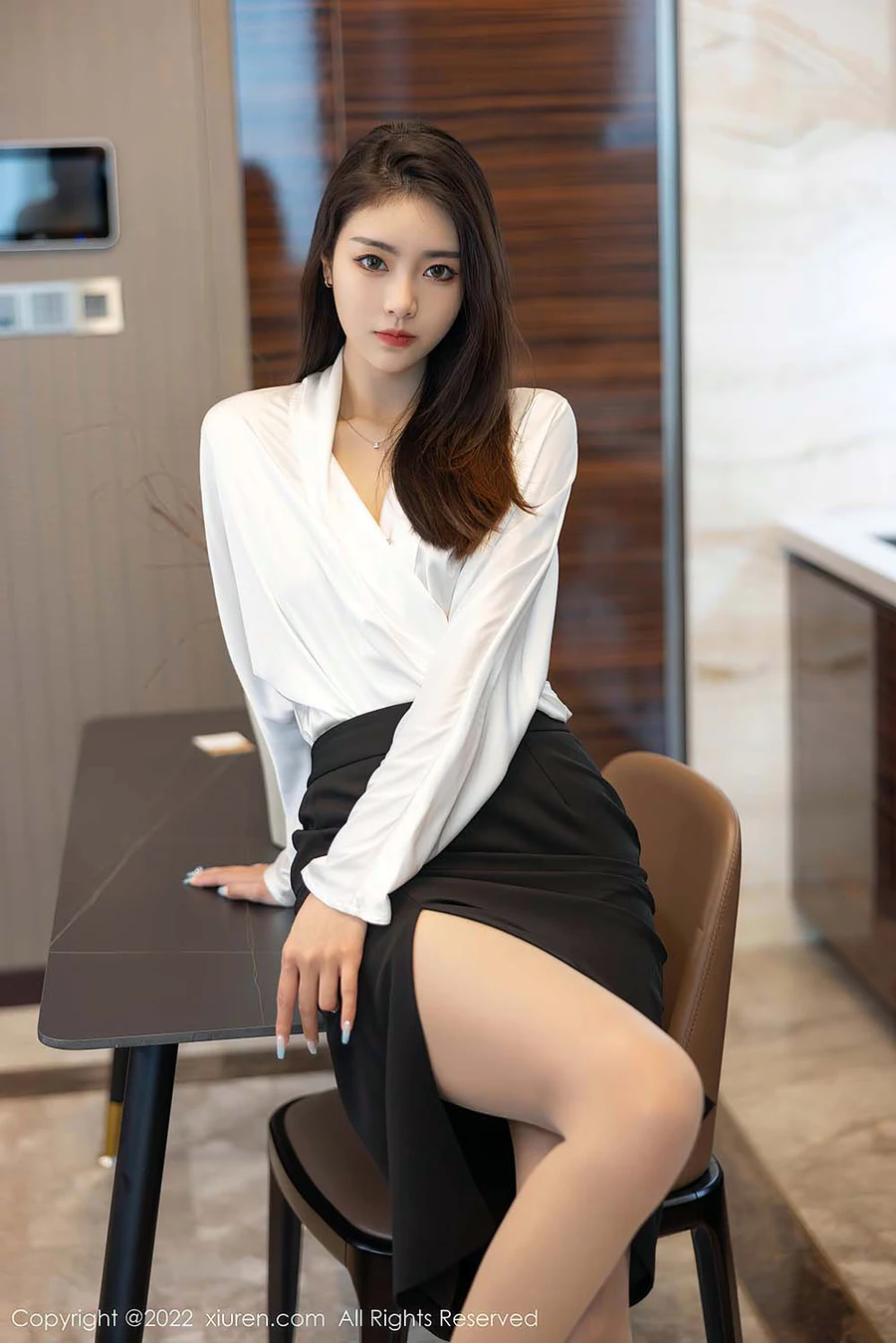 [Xiuren秀人网]2022.04.14 NO.4869 可樂Vicky Xiuren秀人网-第2张