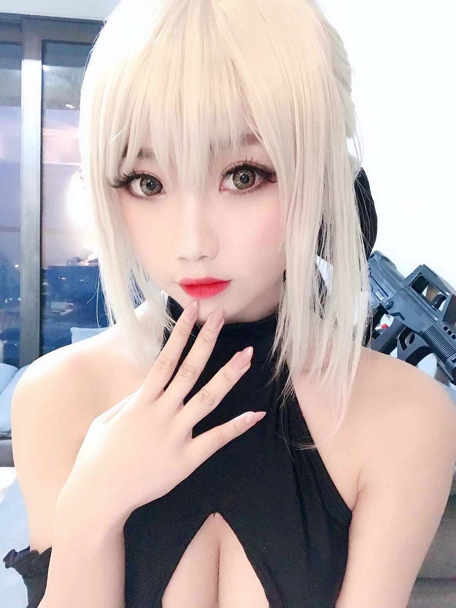 鬼畜瑶在不在 – 黑呆爱宕自拍 cosplay-第1张