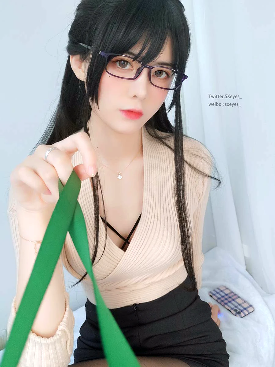 网红美女眼酱大魔王w – OL彼女 cosplay-第1张