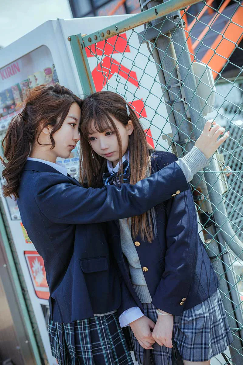 黑川&浅野菌子 – 百合 cosplay-第1张