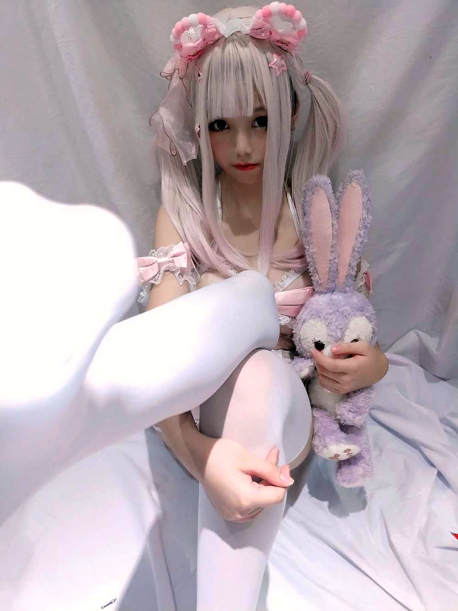 蜜汁猫裘 自拍 少女梦境 cosplay-第1张