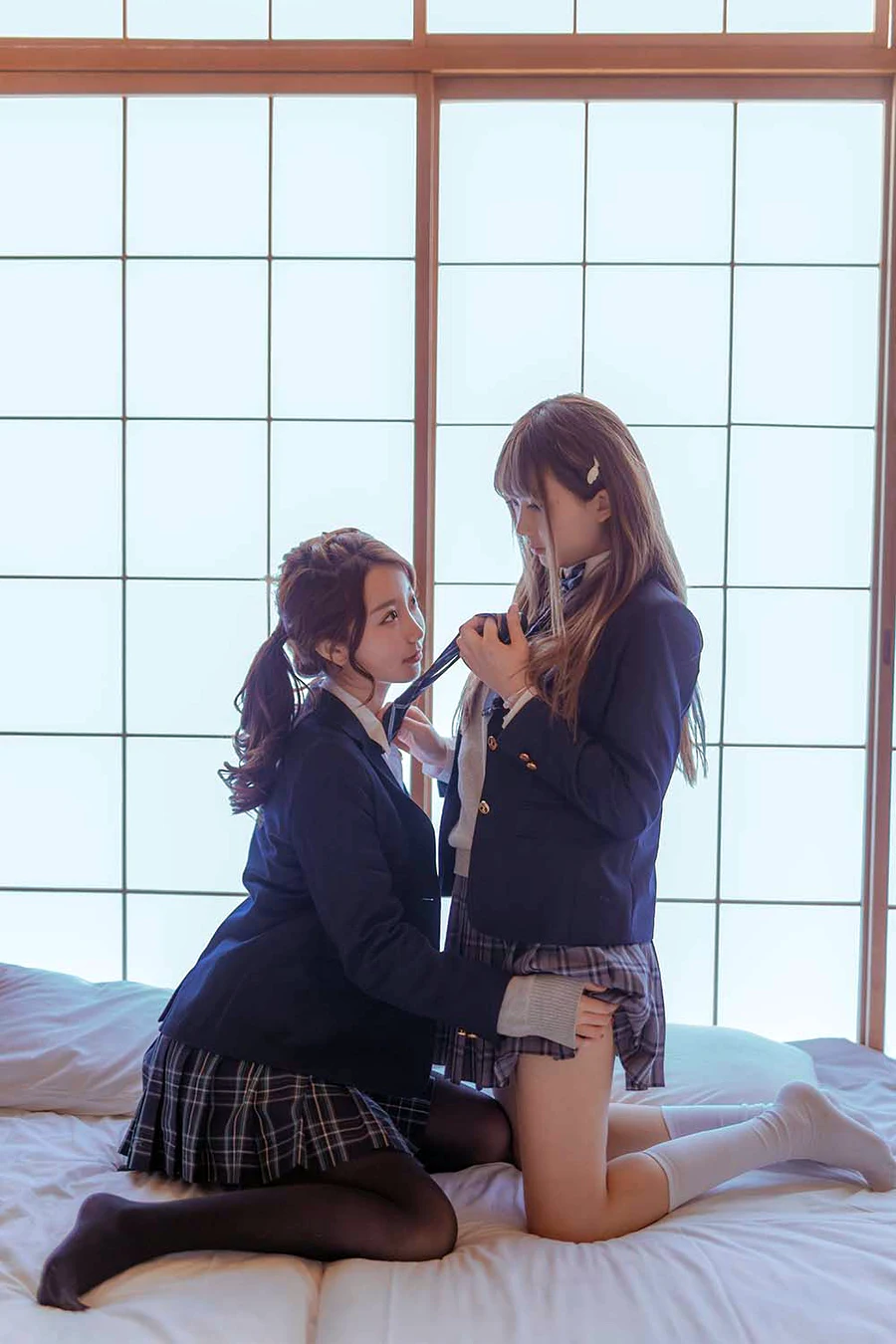 黑川 – 浅野菌子百合 cosplay-第1张