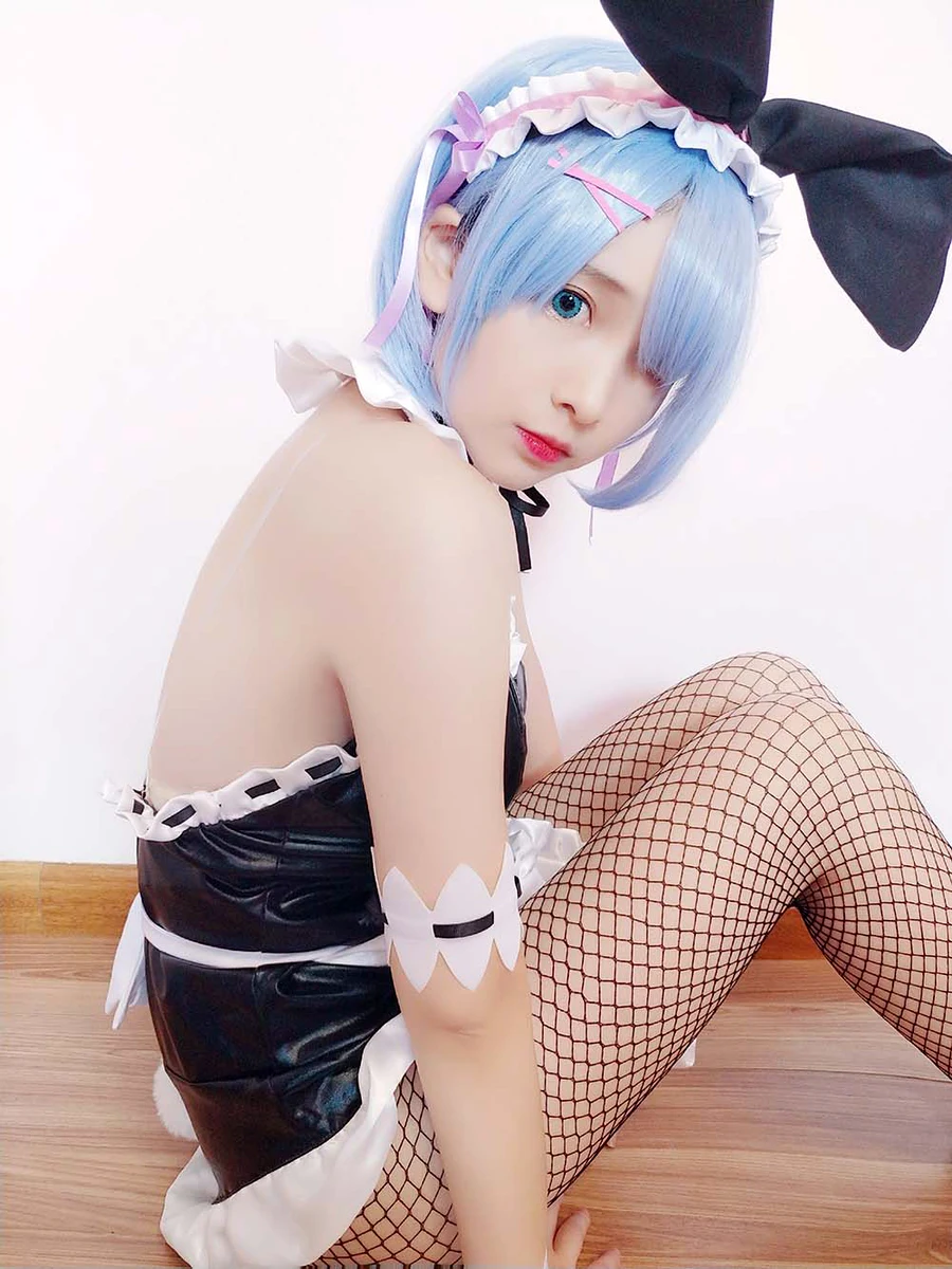古川kagura – 蕾姆兔女郎 cosplay-第2张