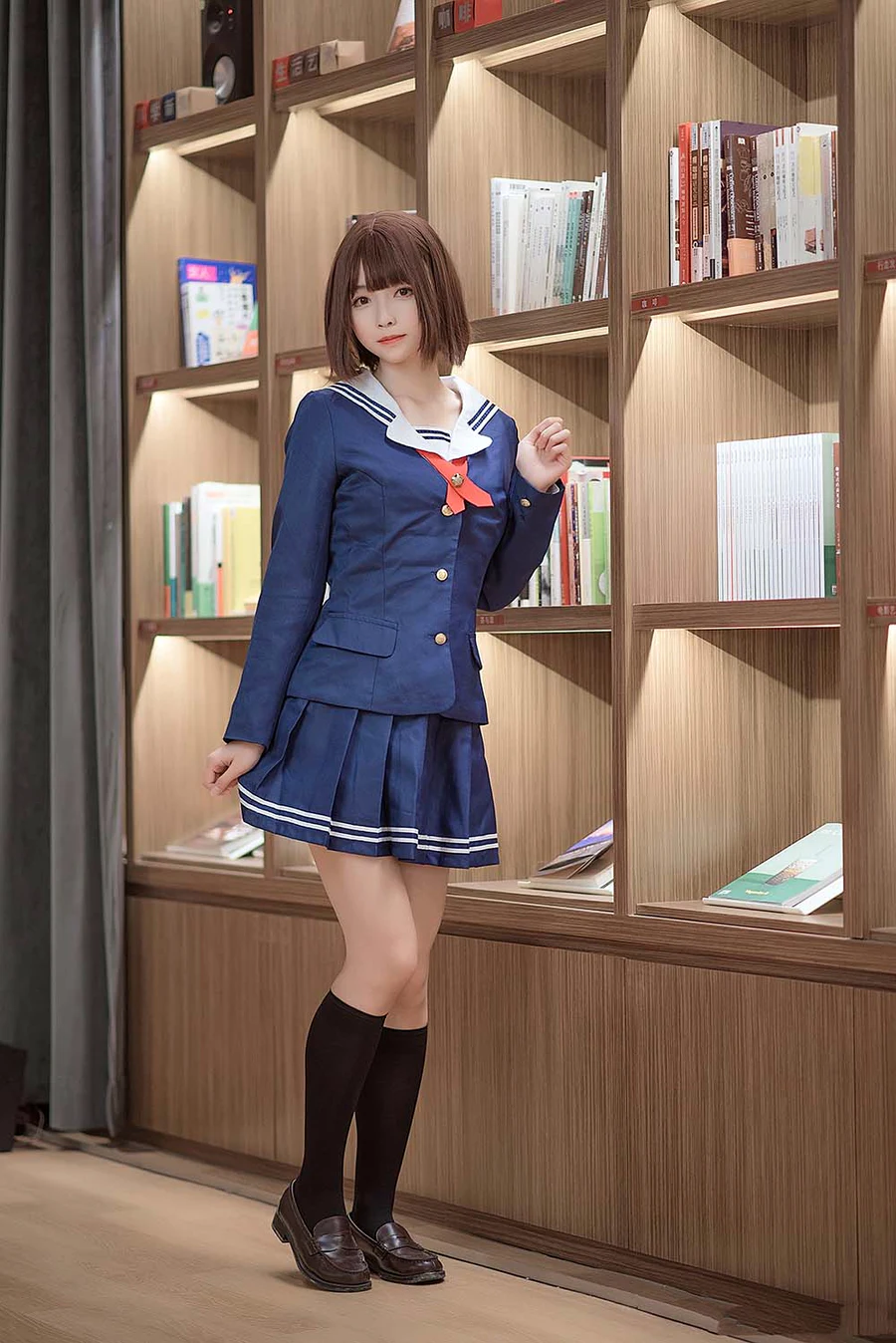 大大卷卷小卷 – 加藤惠校服 cosplay-第2张