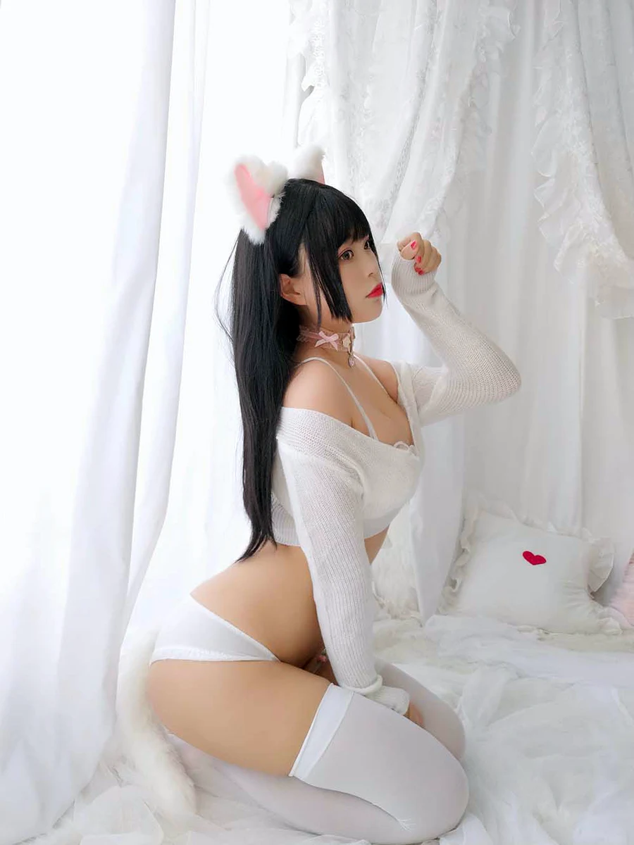 白烨 – 小奶猫 cosplay-第2张