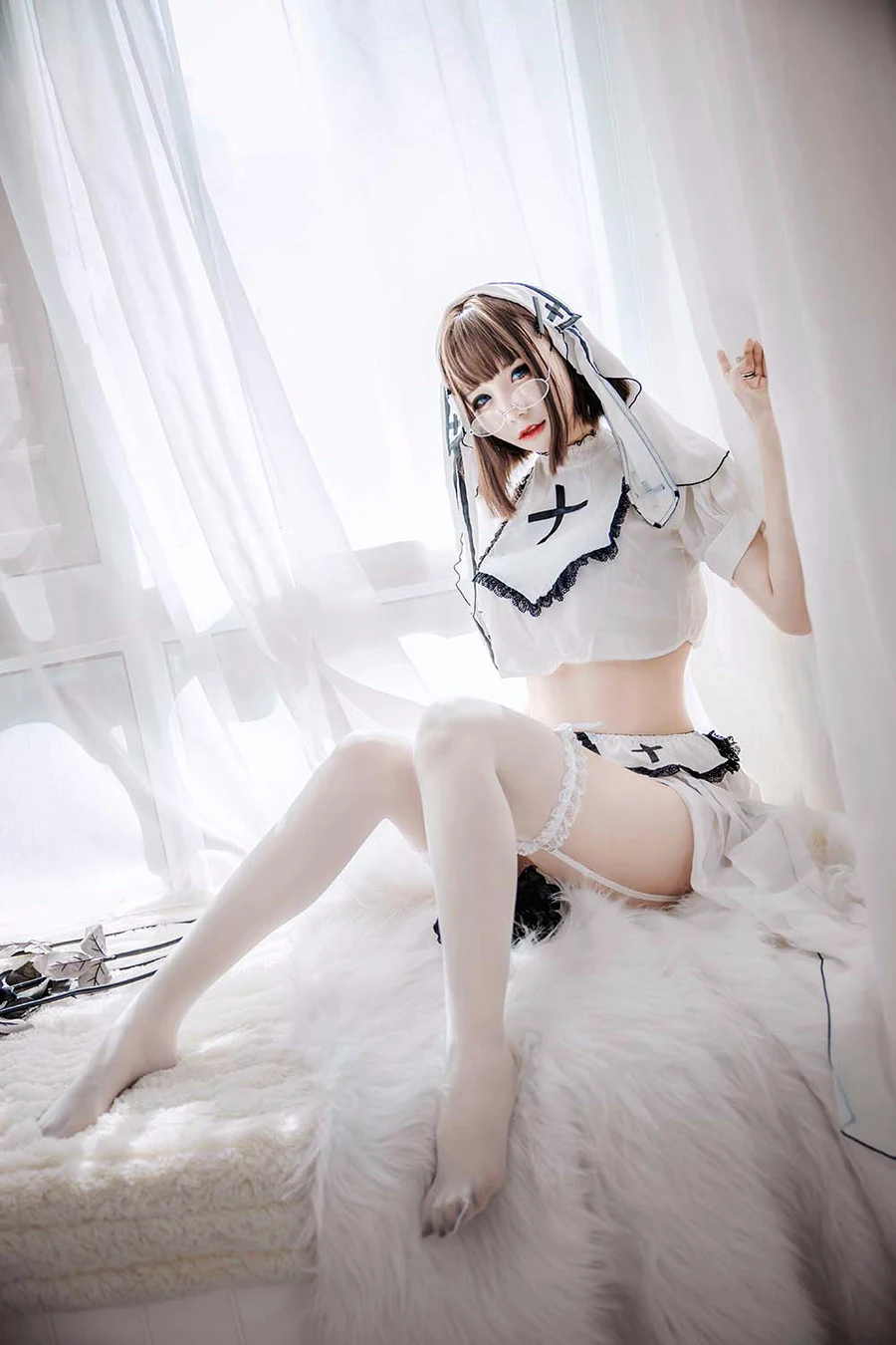 仙九Airi – 修女 cosplay-第2张