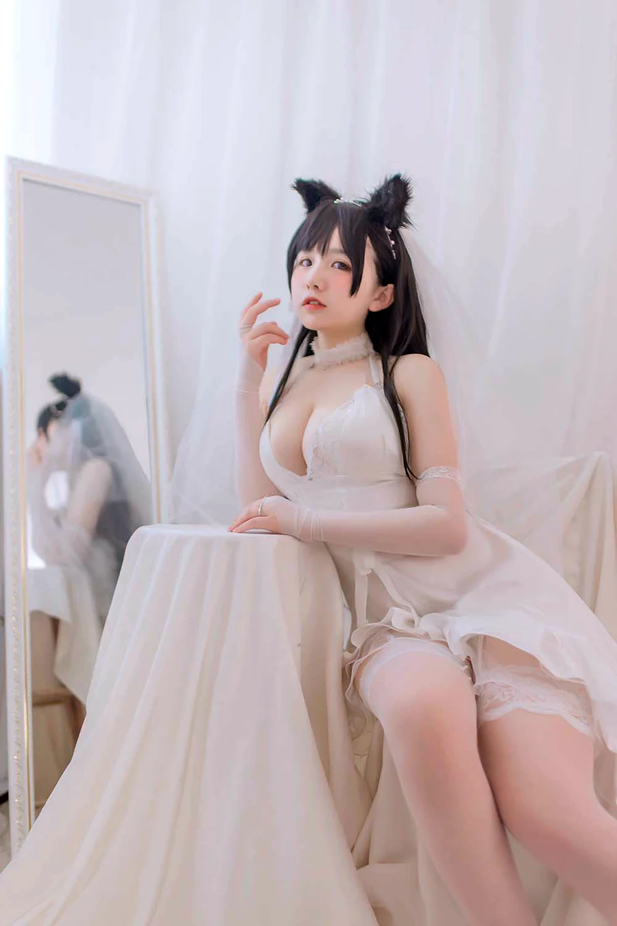 阿半今天很开心 – 爱宕婚纱 cosplay-第1张