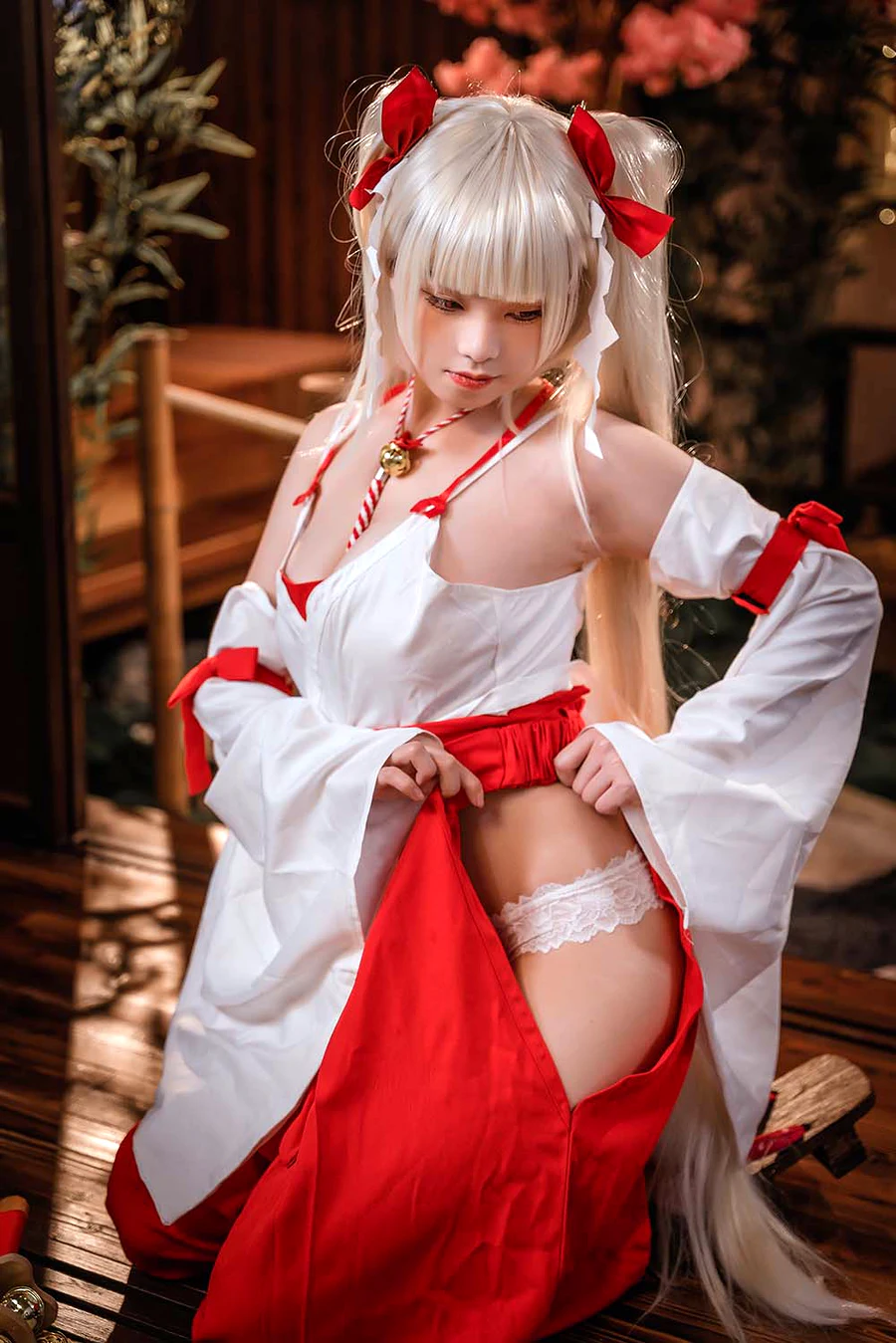 蜜汁猫裘 – 可畏巫女 cosplay-第2张