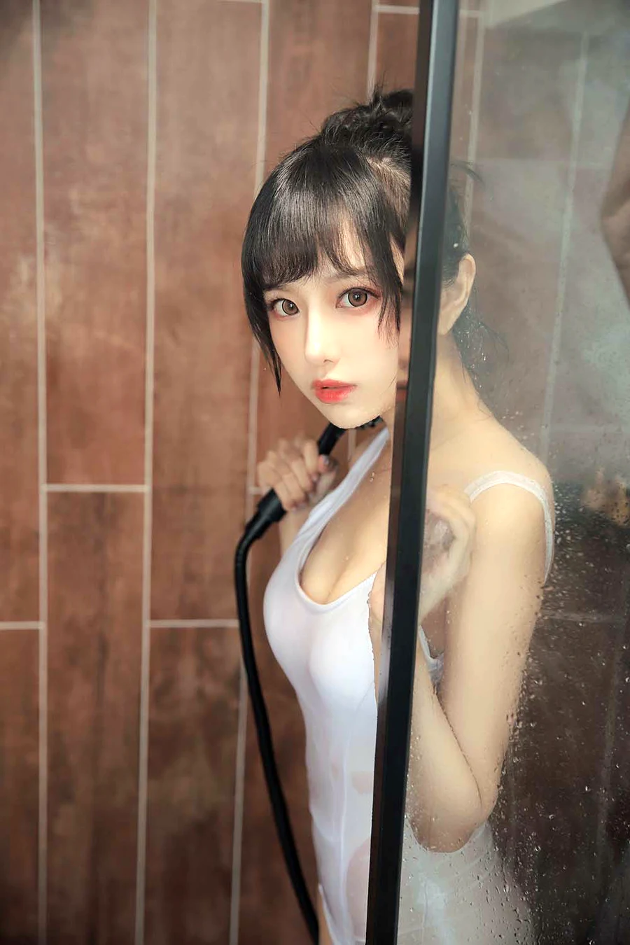 Shika小鹿鹿 – 半透浴室 cosplay-第1张