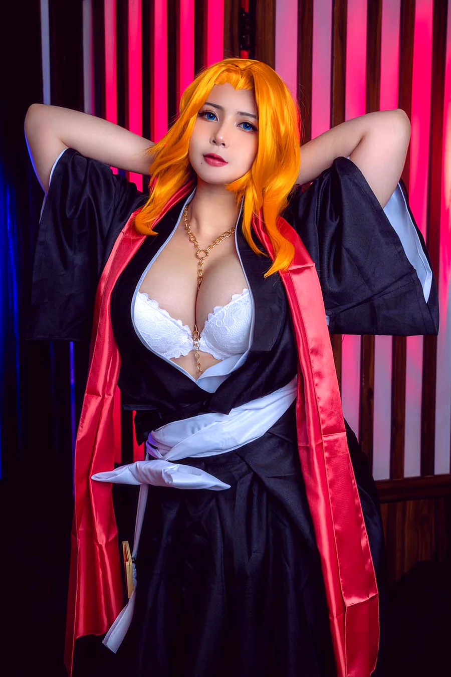 Uy Uy – Rangiku Matsumoto cosplay-第2张