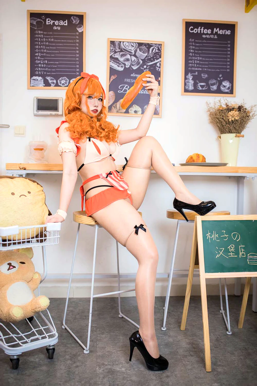 贞子蜜桃 – 汉堡店员 cosplay-第2张