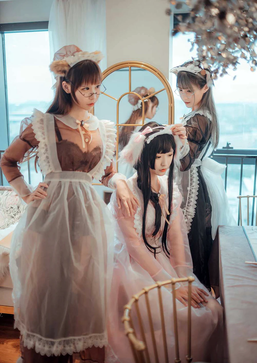 爱老师_PhD & 奶文文 & 铁板烧鬼舞w – 透明女仆 cosplay-第2张