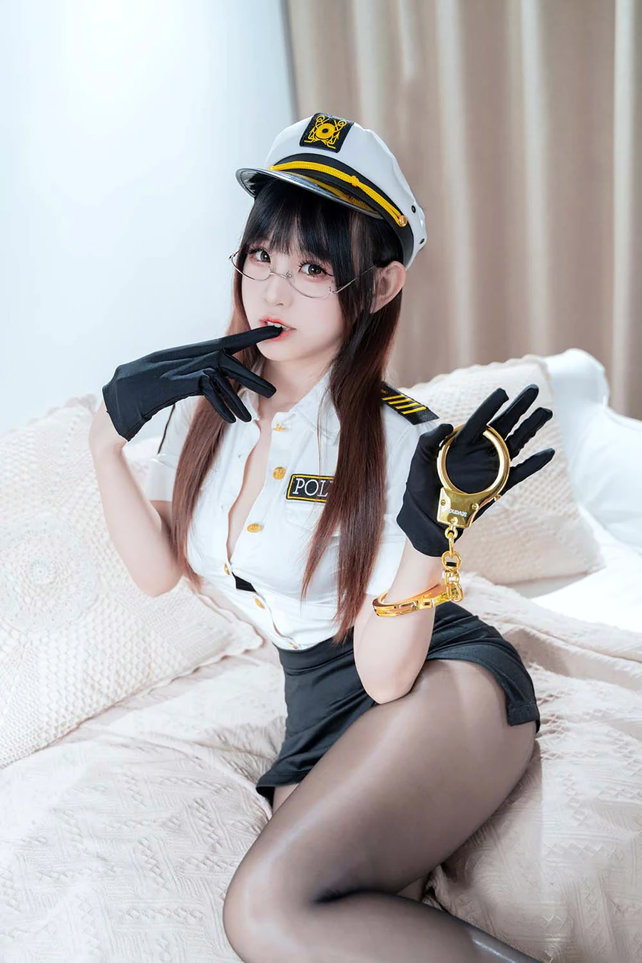 miko酱ww – 缠绕女警 cosplay-第1张