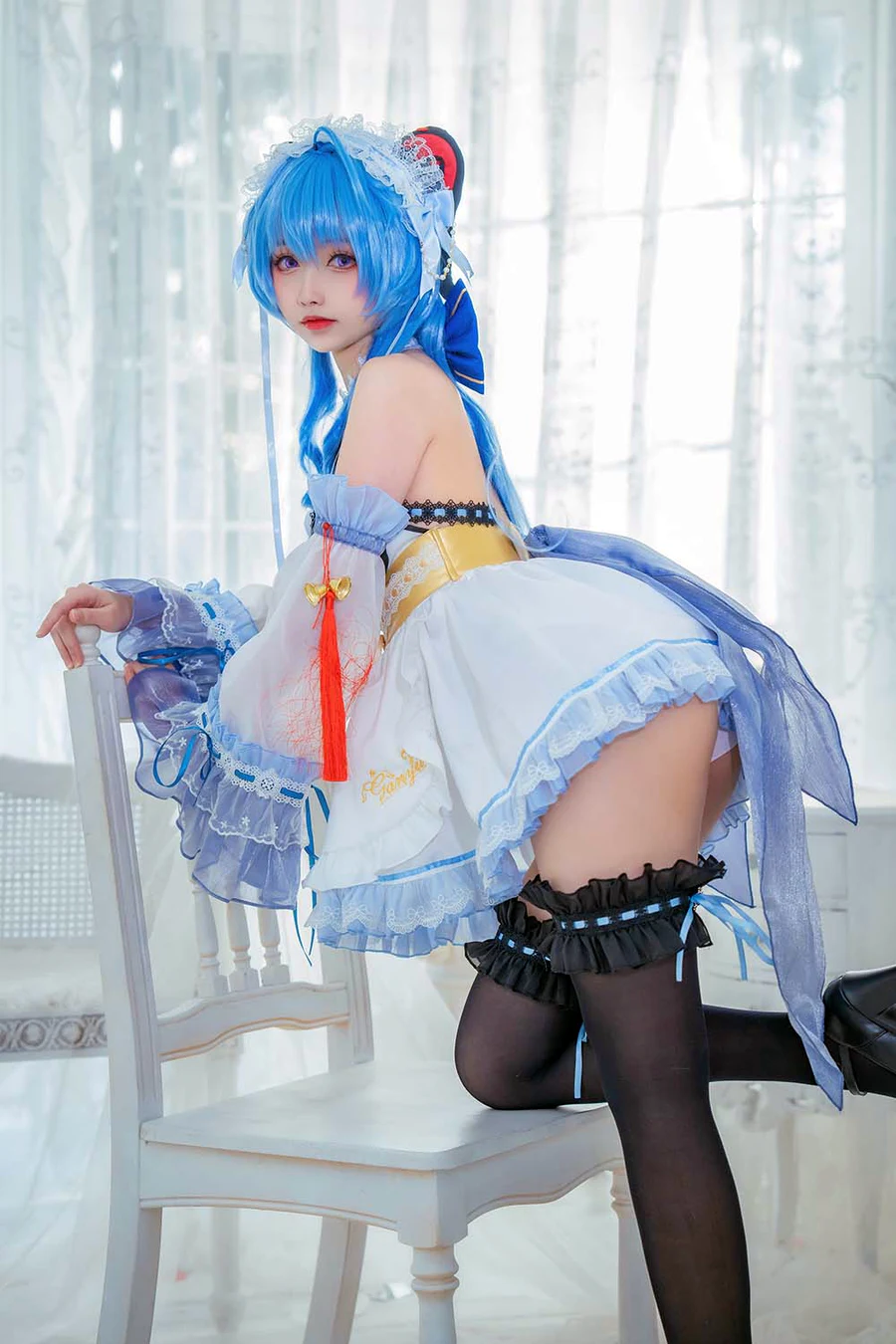 大大卷卷小卷 – 甘雨女仆 cosplay-第2张