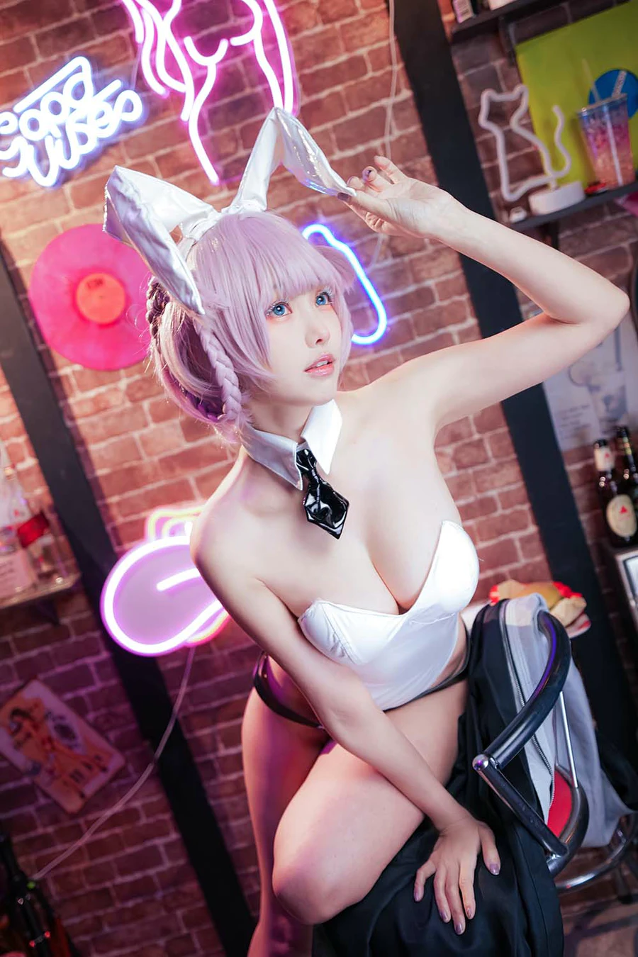 Ely_eee(ElyEE子) – Nazuna (Bunny & Night) cosplay-第2张