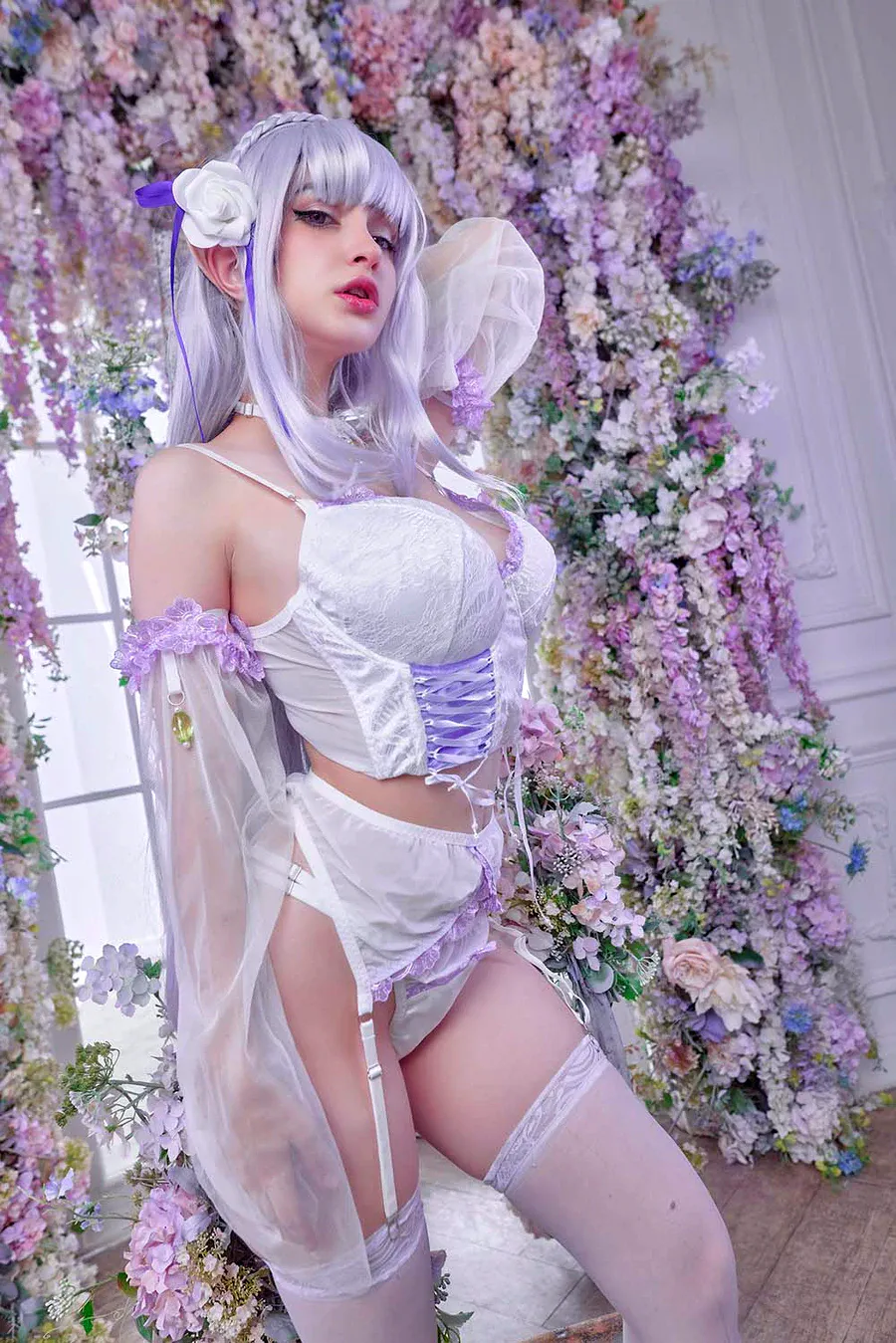 Hologana – Emilia Lingerie cosplay-第1张