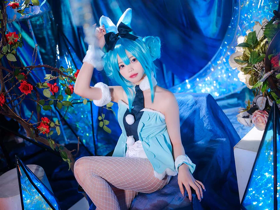 咬一口兔娘 – MIKU初音未来兔女郎 cosplay-第2张