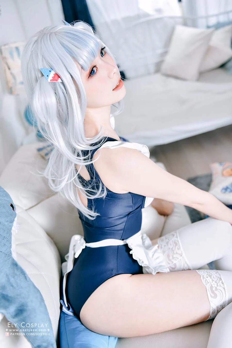 Ely_eee(ElyEE子) – Gura Swimsuit cosplay-第1张