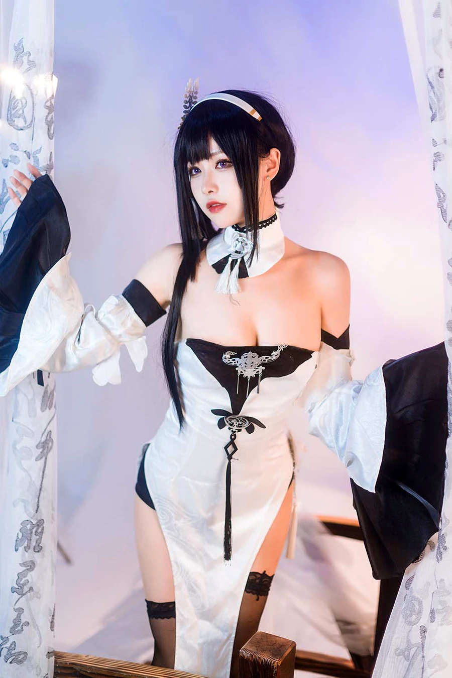 Momoko葵葵 – 碧蓝航线镇海 奇奢花苑 cosplay-第1张