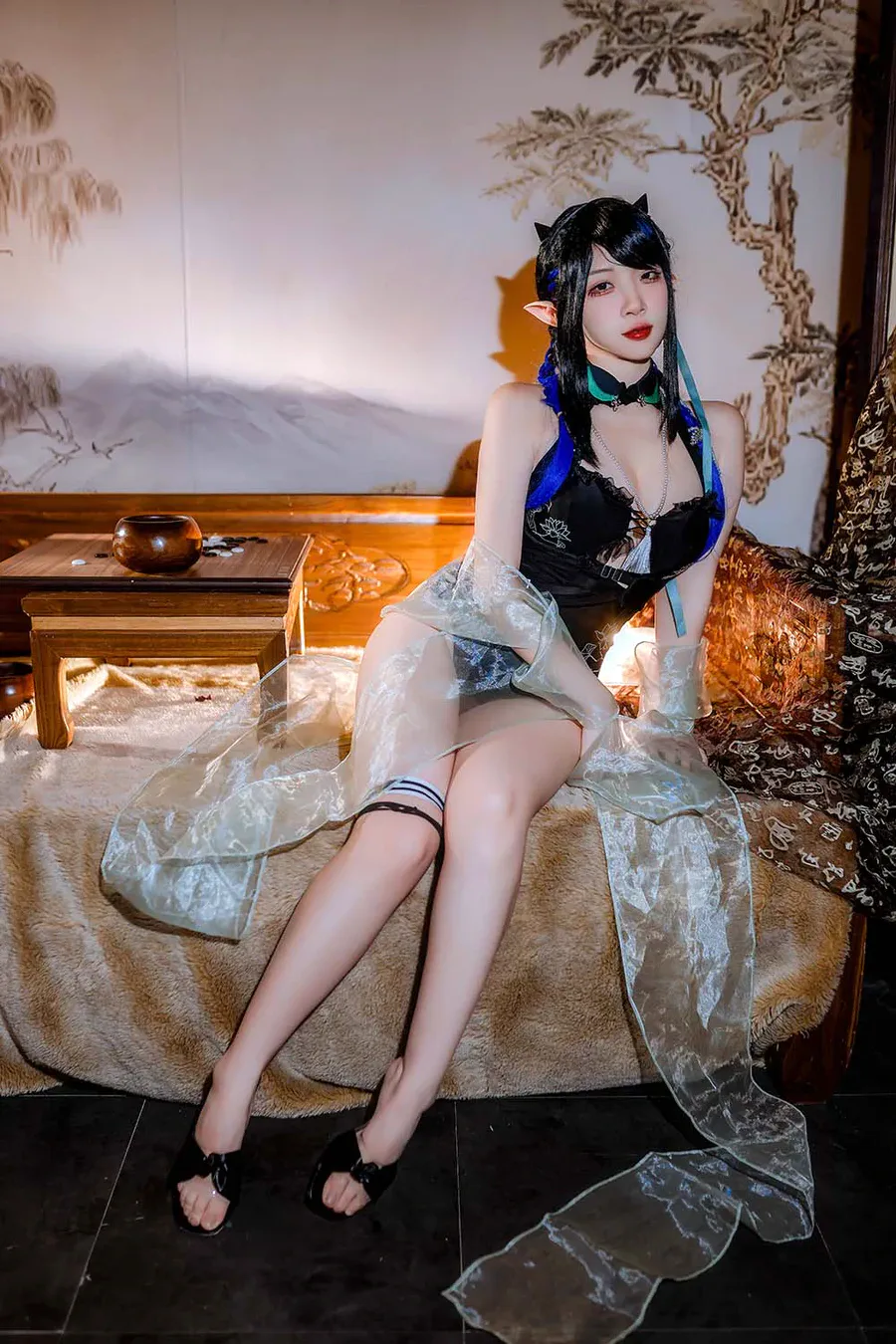 二佐Nisa – 泰拉夏日纪事 方舟夜半泳装 cosplay-第2张