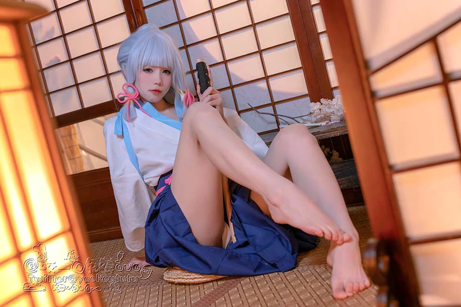 咬一口兔娘 – 绫华的小憩 cosplay-第2张