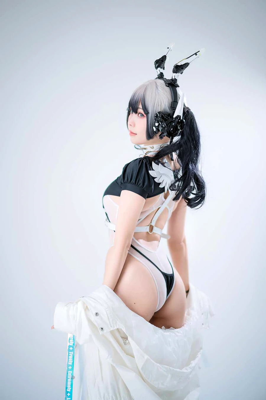 Ely_eee(ElyEE子) – Cyber Girl BLANCHE 賽博少女 cosplay-第2张