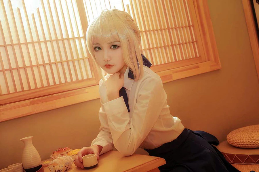 这个泡泡就是逊啦 – saber常服 cosplay-第2张