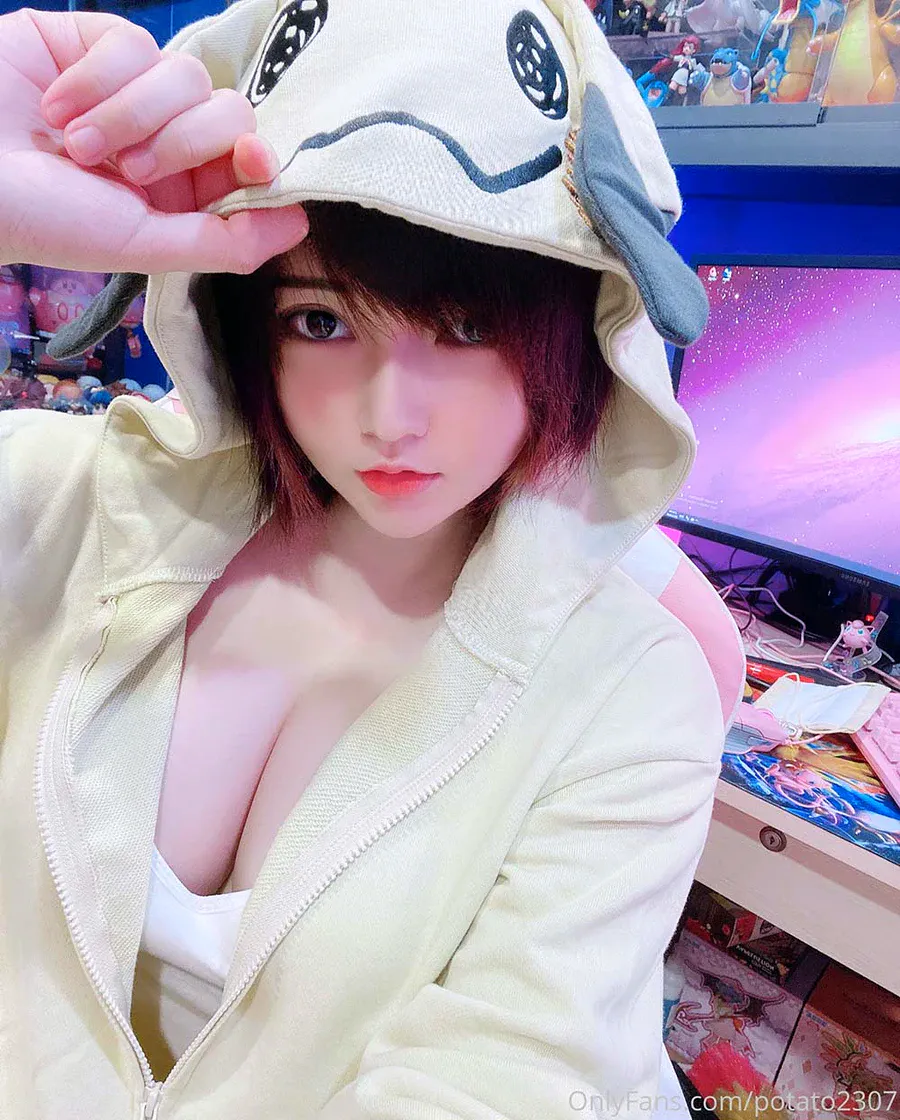 Potato Godzilla – Mimikyu cosplay-第1张