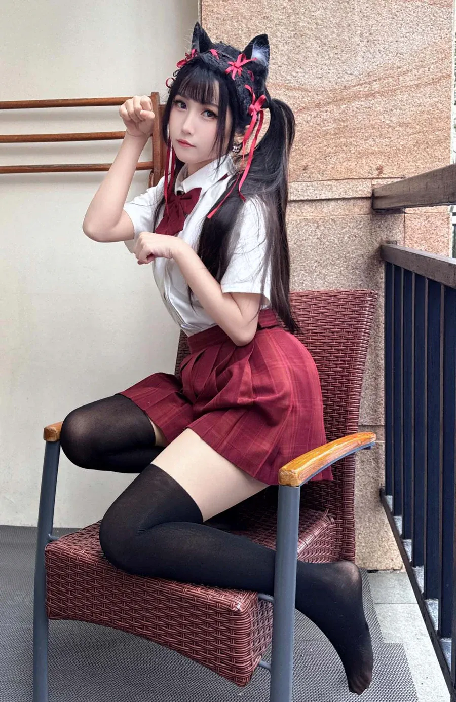 不呆猫 – 温泉双马尾JK cosplay-第1张