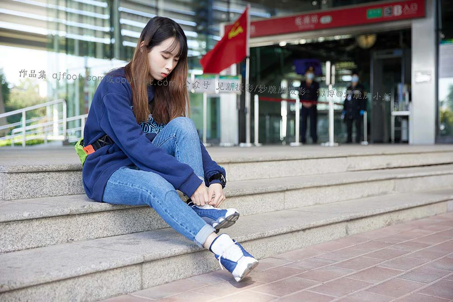 [见新摄影]NO.032 自信、阳光、明媚，快看她在发光！ 见新摄影-第1张