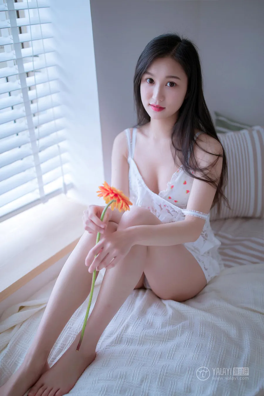 [YALAYI雅拉伊]2019.02.14 NO.185 你是我手里那束花 仙女不会灰 YALAYI雅拉伊-第1张