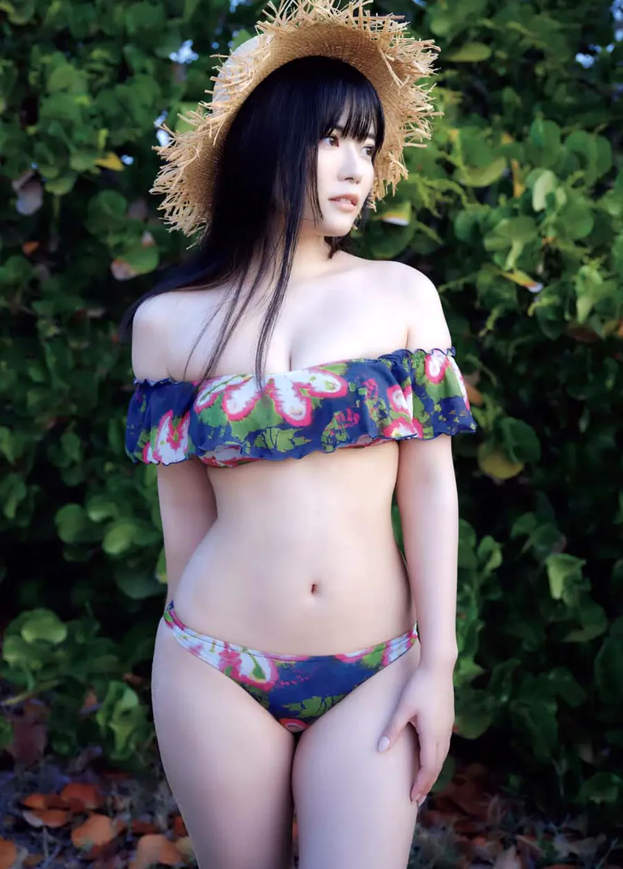 東雲うみ 南の島で全部脱ぎ！ Photobook-第1张