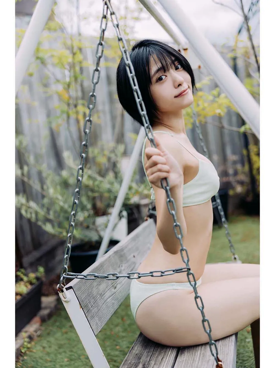 岡田彩夢 デジタル写真集 オトナチュラルの予感 (ヤングキング) Photobook-第2张