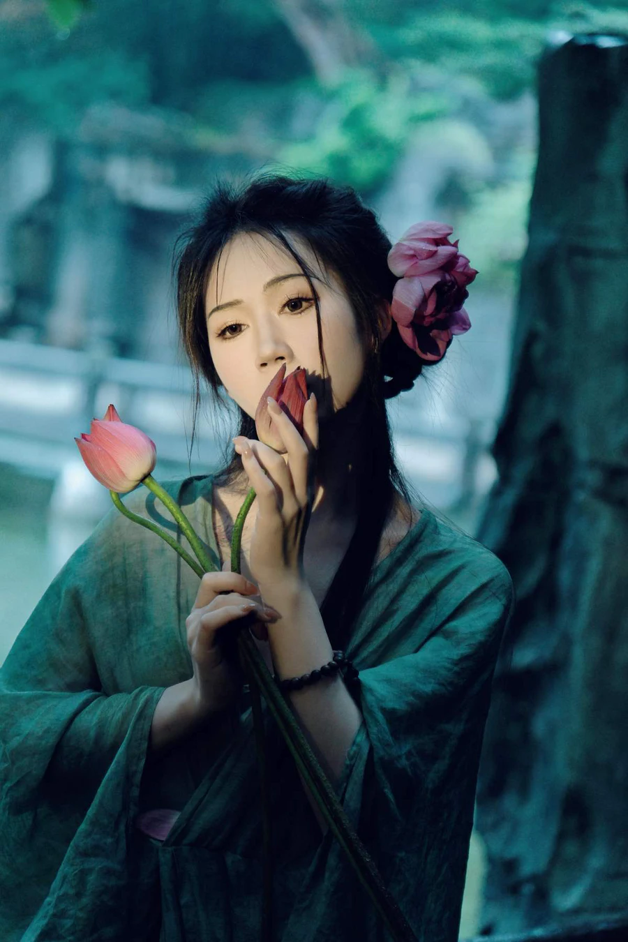 [YITUYU艺图语]2024.07.19 雨中荷 文鱼 YITUYU艺图语-第1张