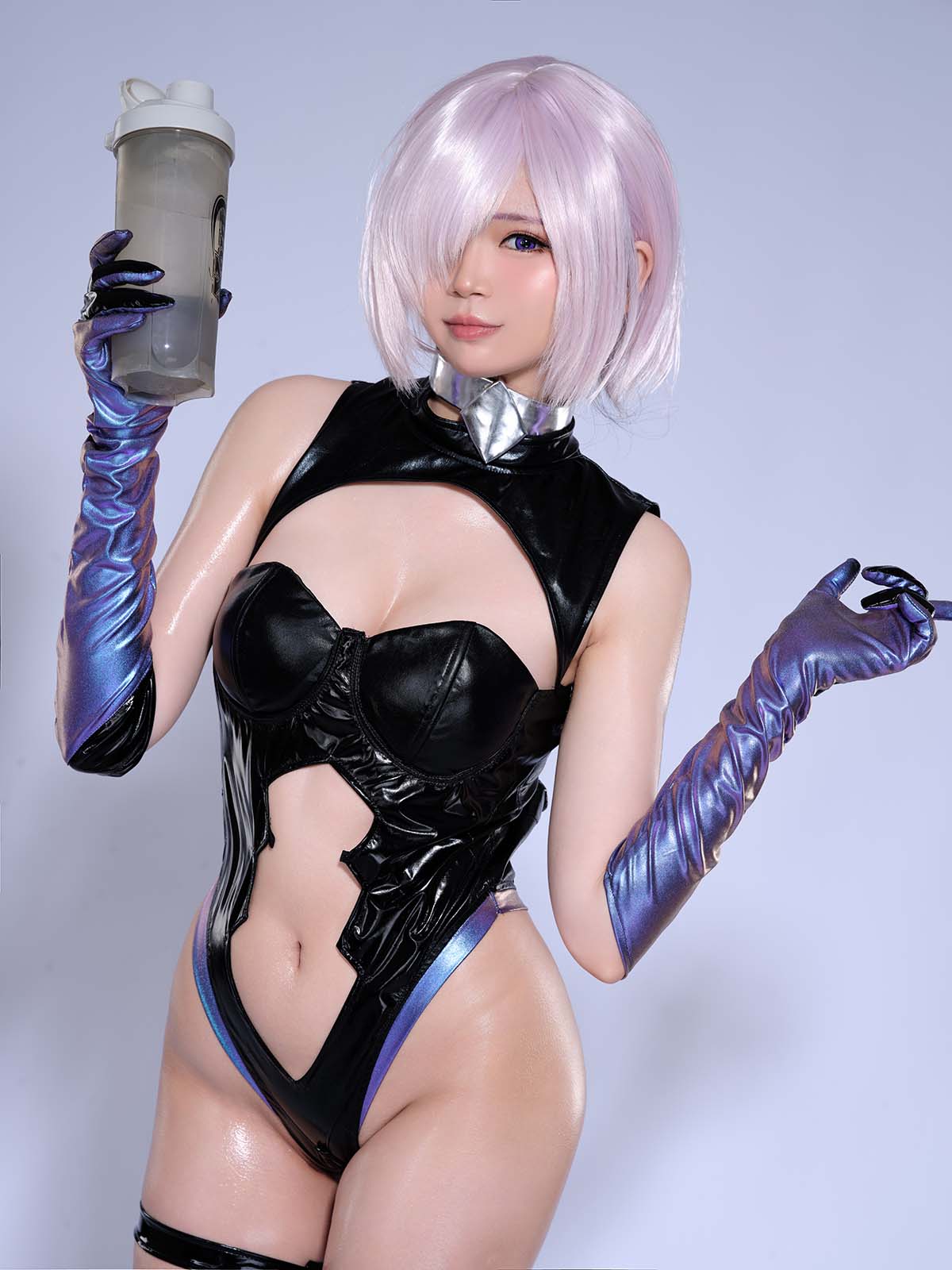 ZinieQ – Mashu cosplay-第1张