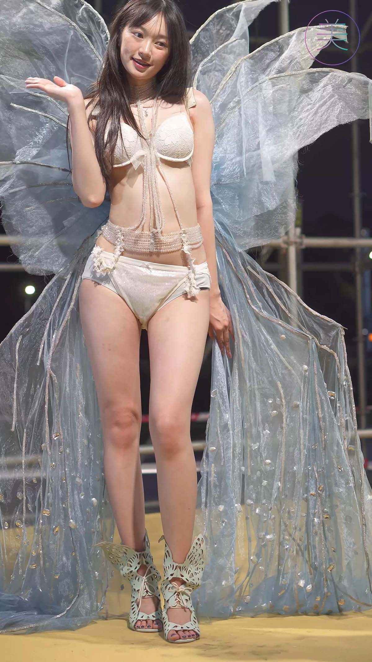 2021 广州安华汇维密内衣秀 Victoria’s Secret Fashion 街拍-第2张