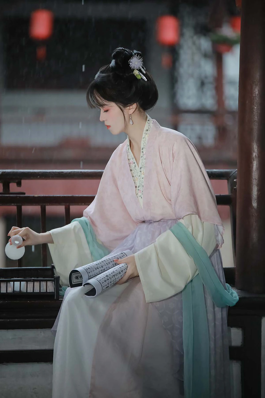 [YITUYU艺图语]2024.11.10 红楼看雨 荔枝 YITUYU艺图语-第1张