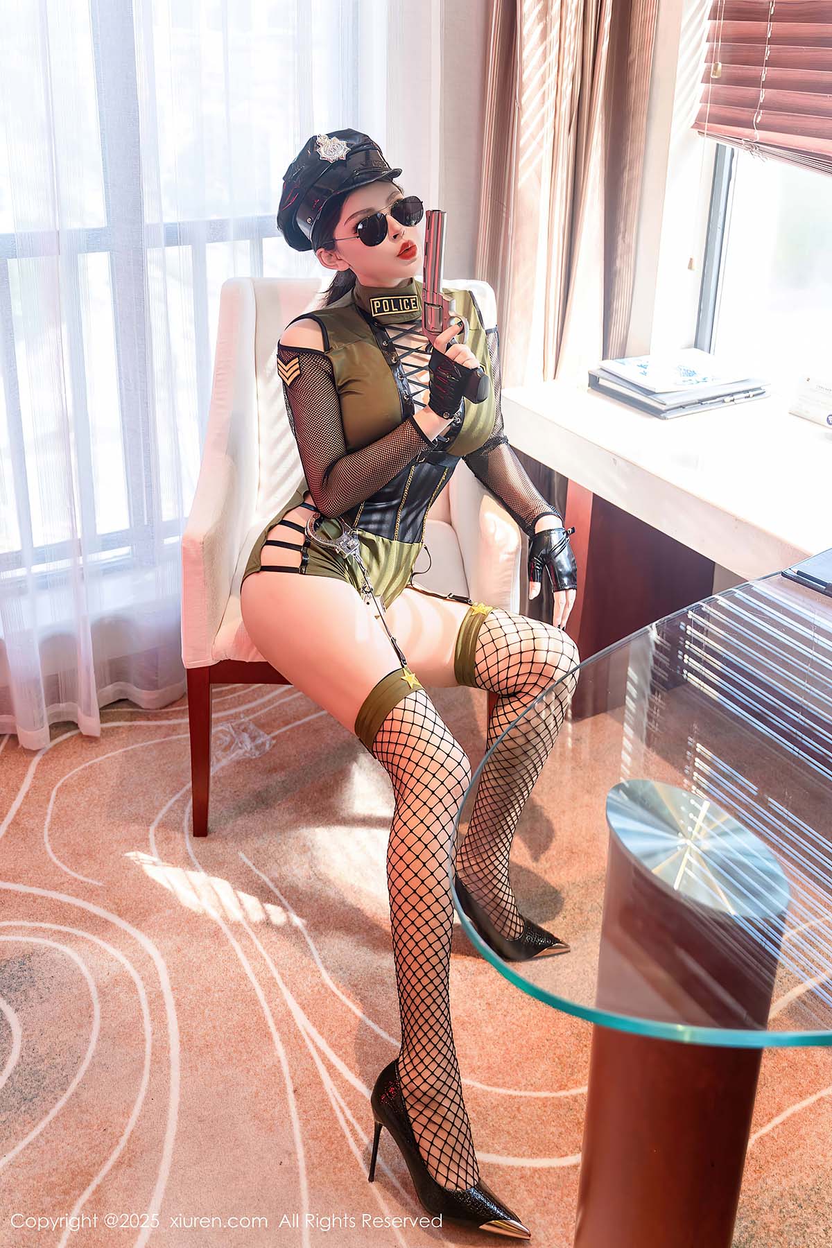 [Xiuren秀人网]2025.03.25 NO.10064 伊丽莎有点白 Xiuren秀人网-第1张